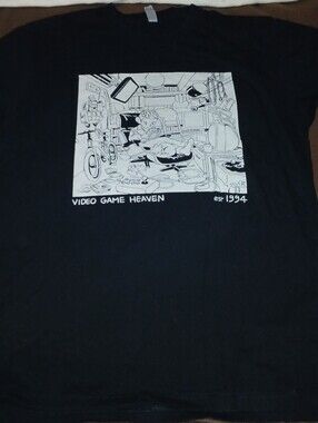 NWOT Unisex Black Crew Neck Gaming Tee.